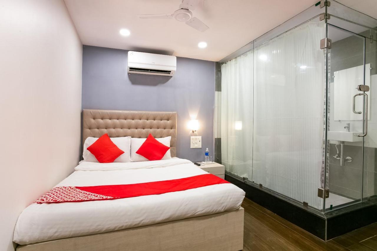 โอโย 62882 เดอะ ริเวียรา โฮเต็ล Hotel มุมไบ ภายนอก รูปภาพ