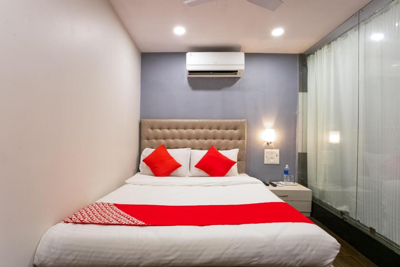 โอโย 62882 เดอะ ริเวียรา โฮเต็ล Hotel มุมไบ ภายนอก รูปภาพ