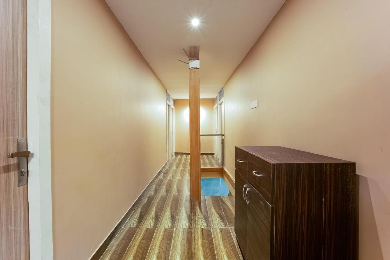 โอโย 62882 เดอะ ริเวียรา โฮเต็ล Hotel มุมไบ ภายนอก รูปภาพ